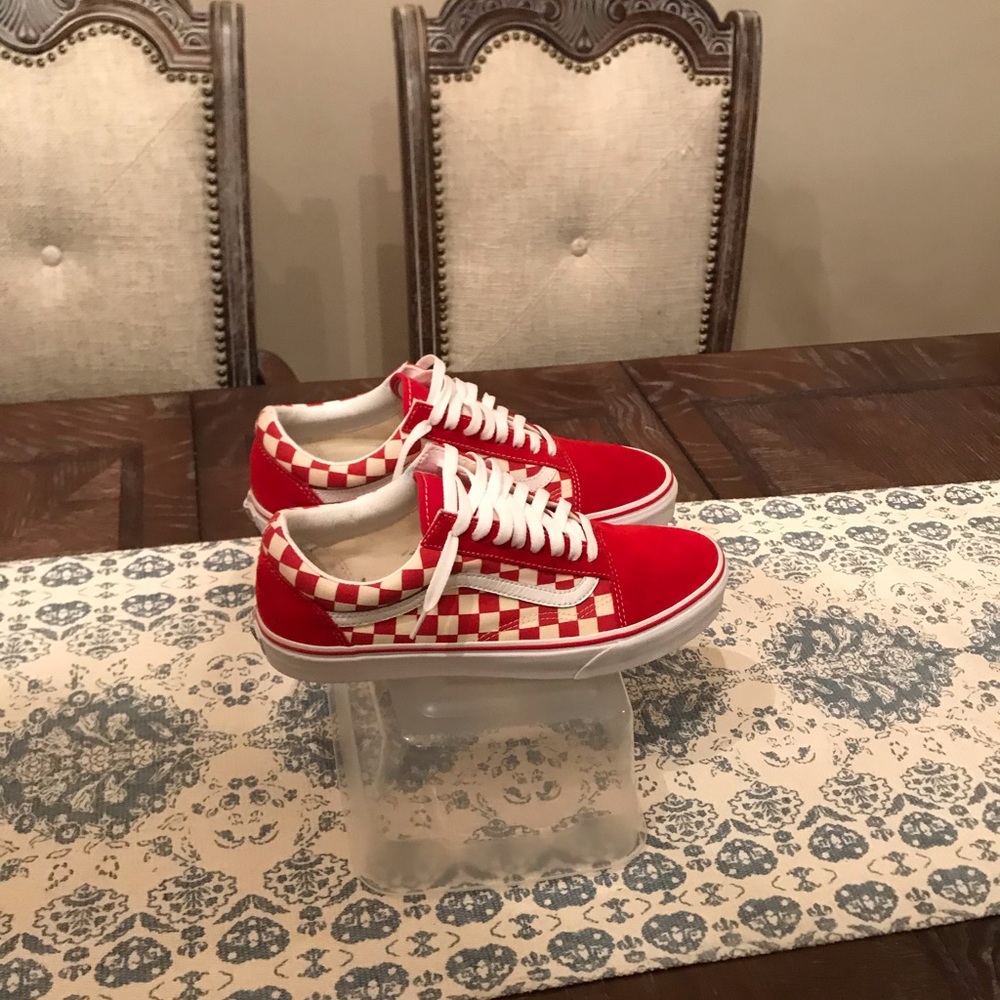 Vans red (checkered) new without the box only worn once - Picture 4 of 6